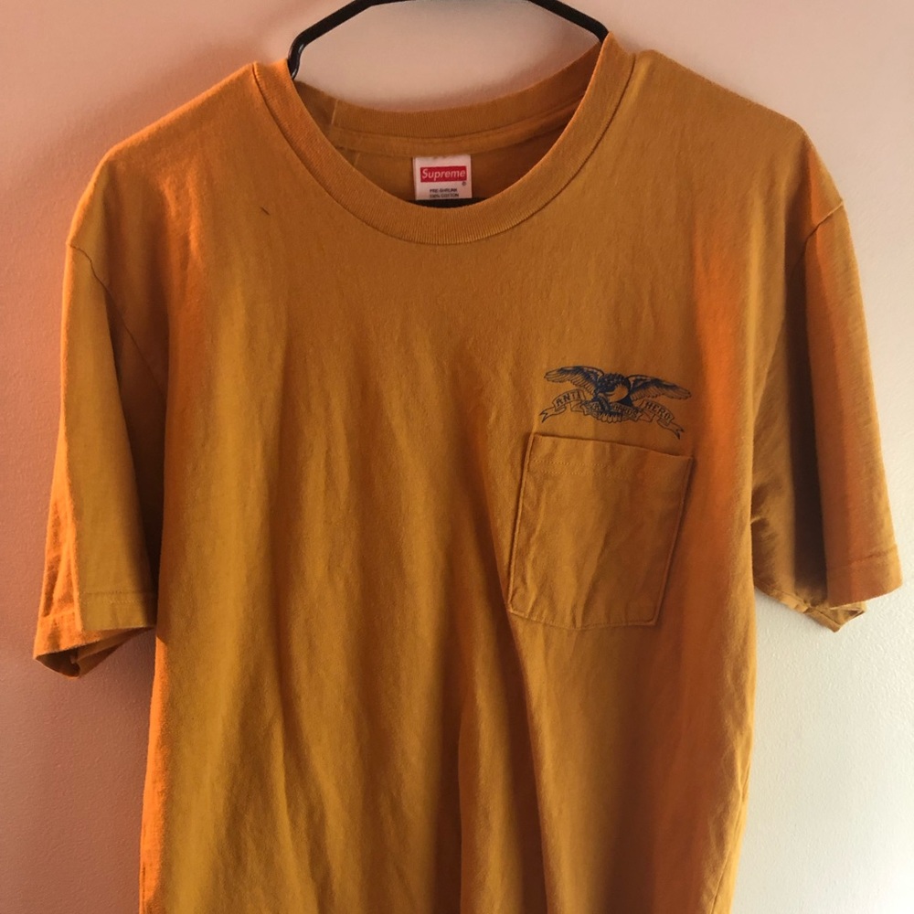 Supreme t shirt